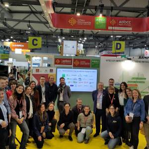 Photo collective avec Énergie Solidaire, ses partenaires et les lauréat⋅es